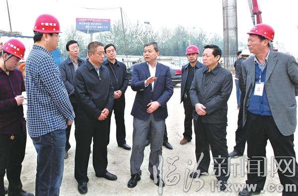 羅清宇實地調(diào)研市區(qū)重點工程工地在建情況