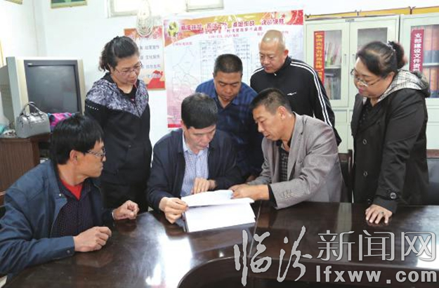 浮山第一書記姬英:惠民路上 腳步不會停歇