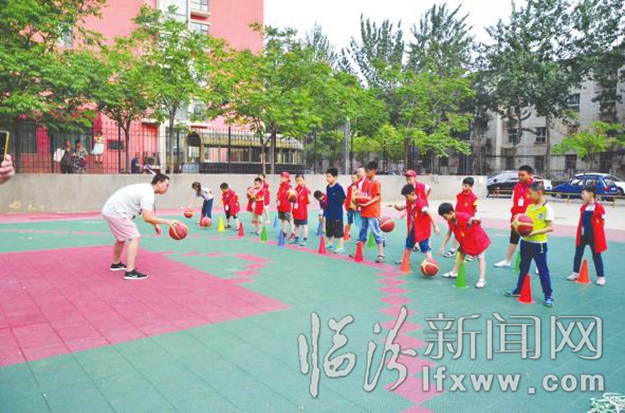 臨汾晚報小記者:挑戰吧!籃球少年!