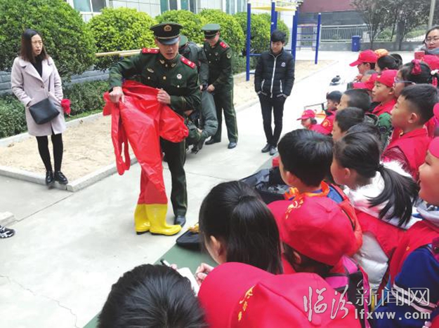 臨汾小記者感受“烈火雄心”