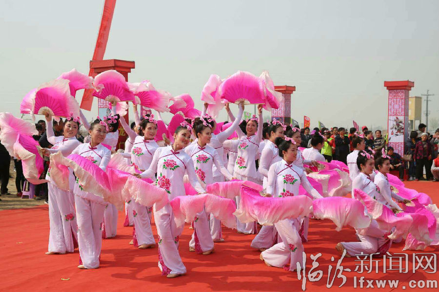 河津市舉辦“魚躍龍門 華耀河津”第二屆桃花節