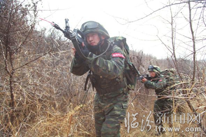 武警臨汾支隊第一季度“魔鬼周”極限訓(xùn)練掠影