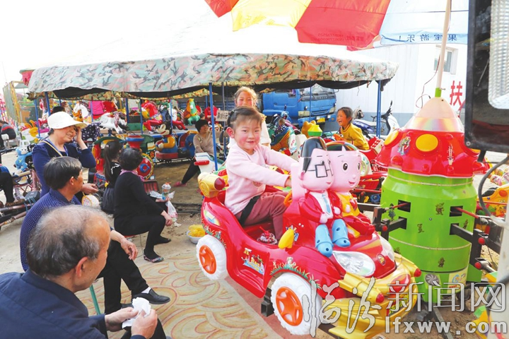 曲沃魏克智:致富不忘鄉親 熱血揮灑故土