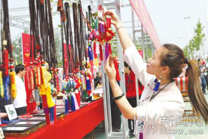 侯馬市“湯榮杯”第二屆“賞花海 品瓜香”鄉村游開幕