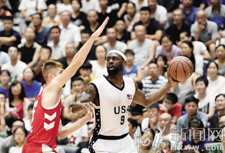 臨汾:洲際籃球鏖戰平陽