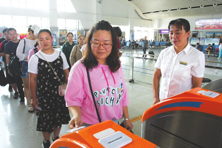 臨汾:大西線15個(gè)高鐵車站 刷身份證就能進(jìn)站