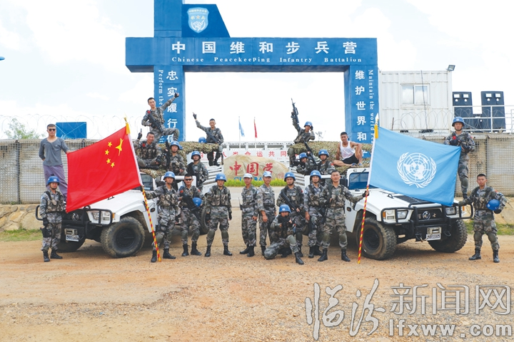 90后臨汾小伙的“藍盔故事”