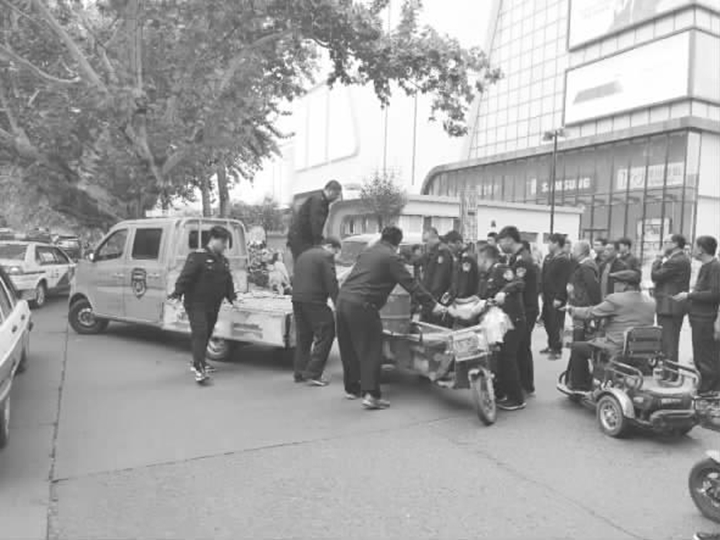 臨汾多部門聯(lián)合執(zhí)法取締流動燒烤