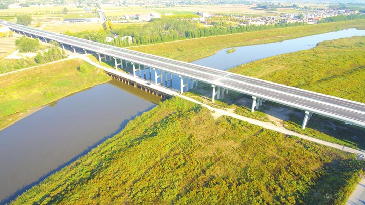 長臨高速項目順利通過交工驗收