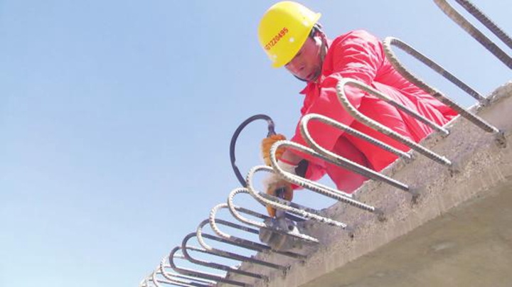 長臨高速項目順利通過交工驗收