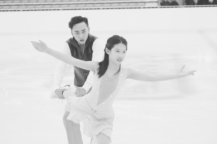 二青會臨汾賽區花樣滑冰測試賽開賽