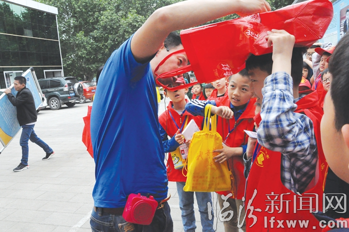 臨汾小記者開啟“地震探秘之旅”