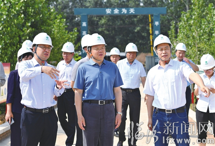 岳普煜調研重點項目建設