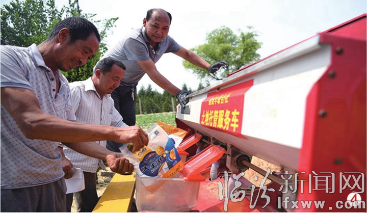 襄汾:志愿幫扶戰三夏 龍口奪食搶收忙