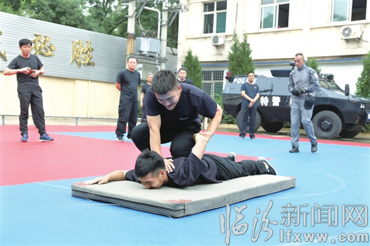 堯都區公安局:進行技能訓練 提升實戰水平