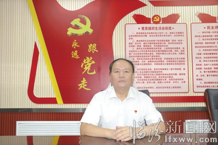 堯都區(qū)應(yīng)急管理局局長(zhǎng)張福民:以擔(dān)當(dāng)破難題 以改革促發(fā)展