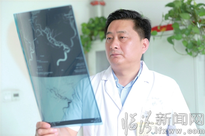 臨汾關東鋒:在“生命禁區”創造奇跡