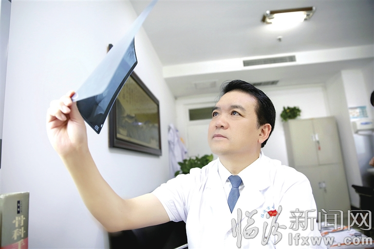 臨汾李仕臣:鐵骨柔情 在平凡崗位上書寫不平凡的故事