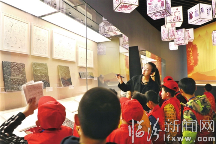 小記者走進(jìn)第四屆山西文博會臨汾博物館分會場