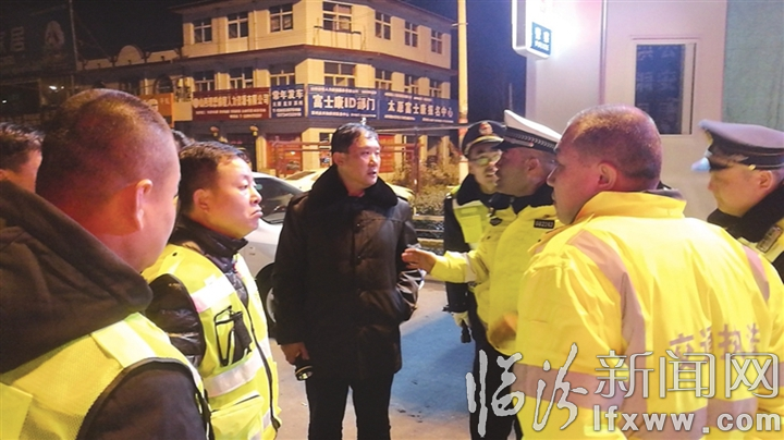 市生態(tài)環(huán)境局洪洞分局環(huán)保夜查