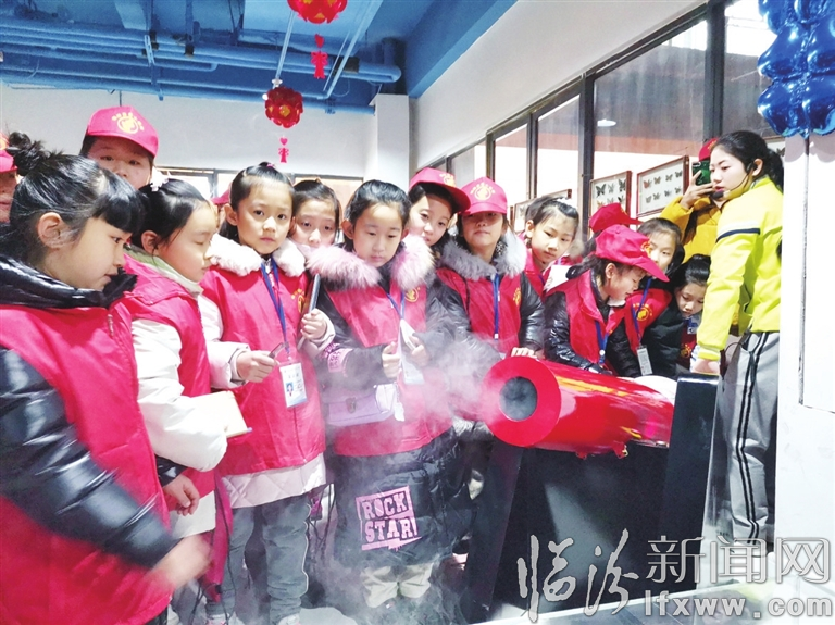 臨汾日?qǐng)?bào)小記者:開啟科技之旅