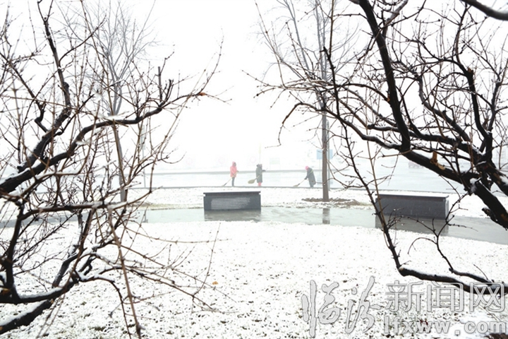 臨汾:雪情就是命令,看風(fēng)雪中他們的堅(jiān)守!