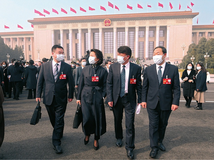 共襄盛會謀發展 勇毅前行啟新程——我省代表出席十四屆全國人大一次會議開幕側記