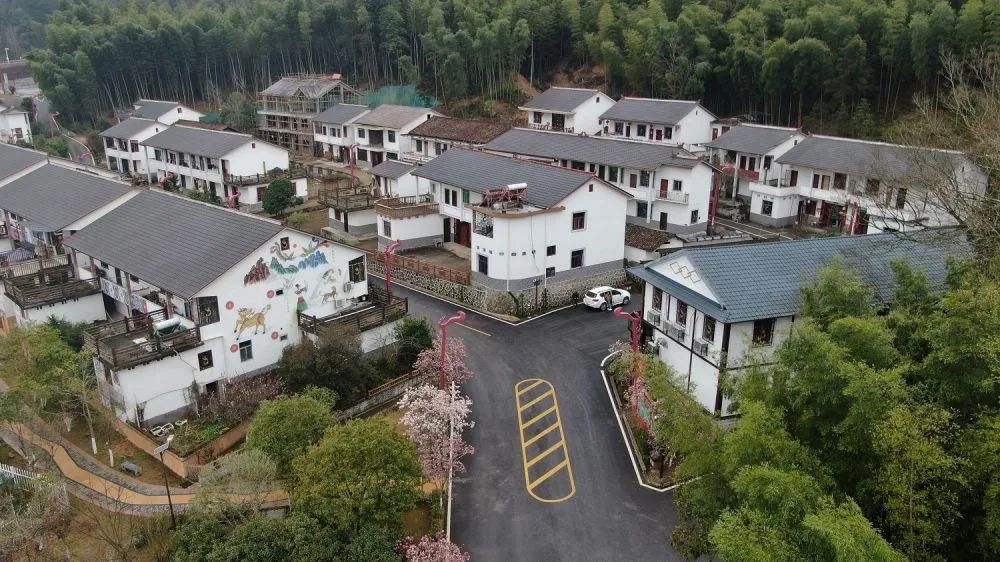 江西資溪縣烏石鎮新月畬族村景象。新華社記者 彭昭之 攝