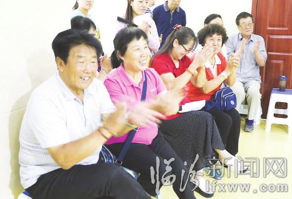 臨汾市老干部活動(dòng)中心載歌載舞迎七一