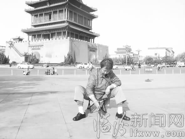 臨汾賈翠:“大地書法”繪出亮麗風景線