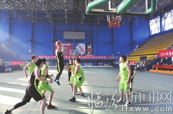 堯都區(qū)籃球等級(jí)賽拉開(kāi)帷幕