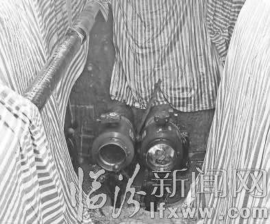 臨汾熱力公司冒雨搶修閥門保供暖