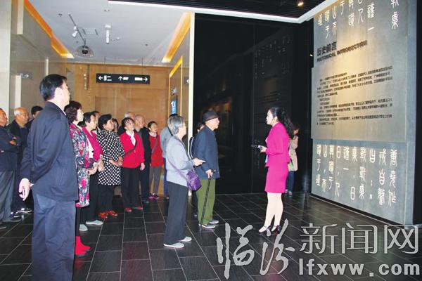 堯都區(qū)離退休干部們參觀市城市規(guī)劃展覽館等項(xiàng)目