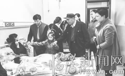 鄉(xiāng)寧縣微友匯聚愛心救助2歲燒傷女童