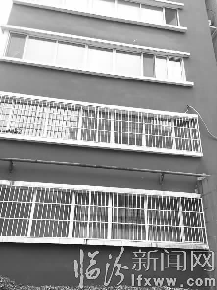 防盜網多無逃生窗 還需“網開一面”