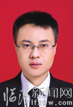 關于表彰2015年度臨汾市銀行業文明規范服務“雙十佳”示范單位、服務標兵“十大優秀基層支行行長”的決定