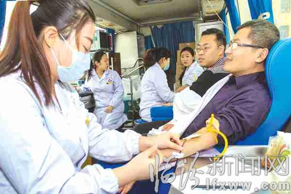 溫馨臨汾:“白衣天使”踴躍獻(xiàn)血