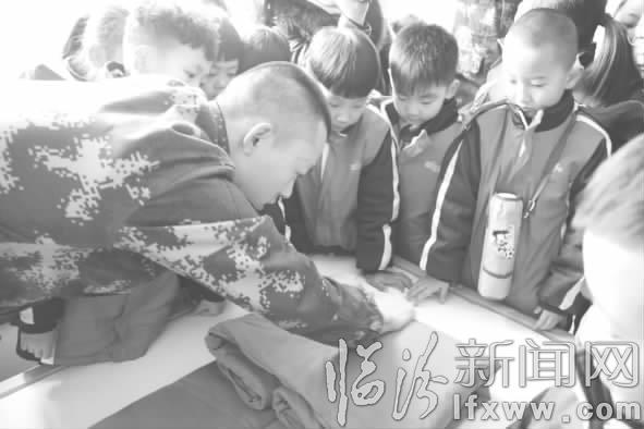 臨汾20余名小學生走進紅門學消防