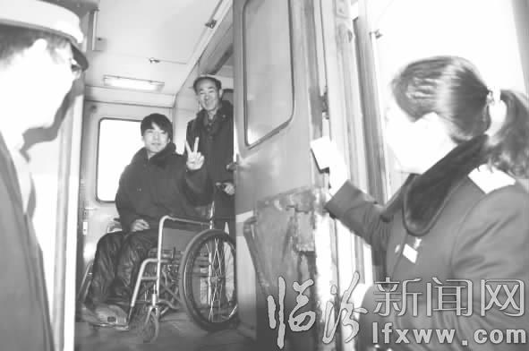 臨汾火車站:一卡通“心” 溫暖服務