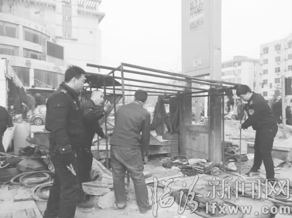 臨汾市容監(jiān)察支隊(duì):全力保障鼓樓南北街沿線市容秩序