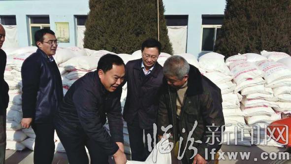 從辦公室到田間地頭 臨汾662個第一書記風采錄