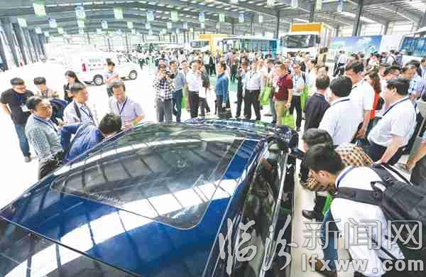 臨汾28條公交線路8月起全面實(shí)現(xiàn)純電動能源