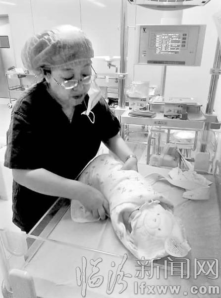 臨汾李秀:托起明天的太陽