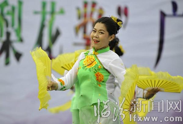 臨汾市第四屆“梨花獎(jiǎng)”廣場舞決賽精彩落幕