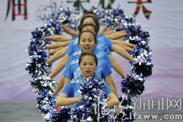 臨汾市第四屆“梨花獎(jiǎng)”廣場舞決賽精彩落幕