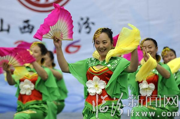 臨汾市第四屆“梨花獎(jiǎng)”廣場舞決賽精彩落幕