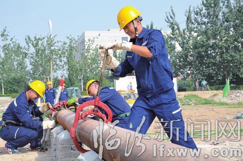 臨汾燃?xì)夤鹃_展燃?xì)馐鹿蕬?yīng)急救援演練