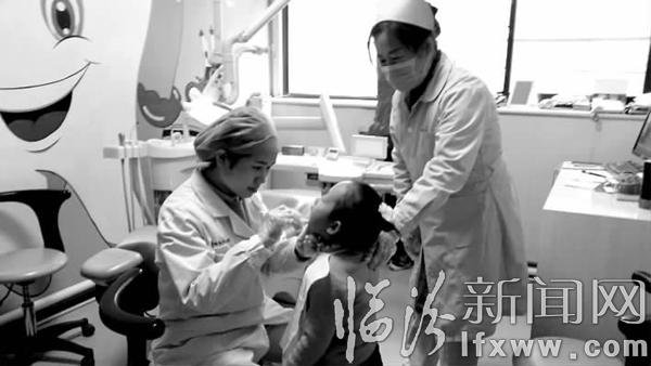 臨汾“90”后醫師張京:讓孩子們都擁有花兒般的笑臉