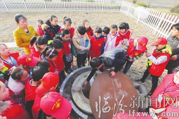 臨汾小記者開啟“觀云測雨”之旅