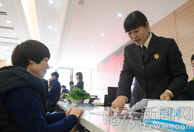 全省首家民間借貸登記服務(wù)中心在侯馬經(jīng)濟(jì)開發(fā)區(qū)揭牌